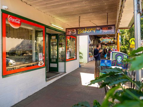 Nimbin Bakery - Broome Tourism 0
