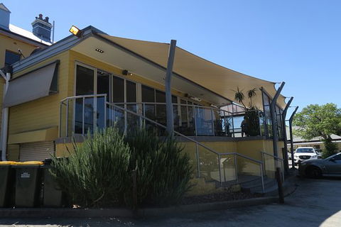 The Family Hotel Maitland - Broome Tourism 0