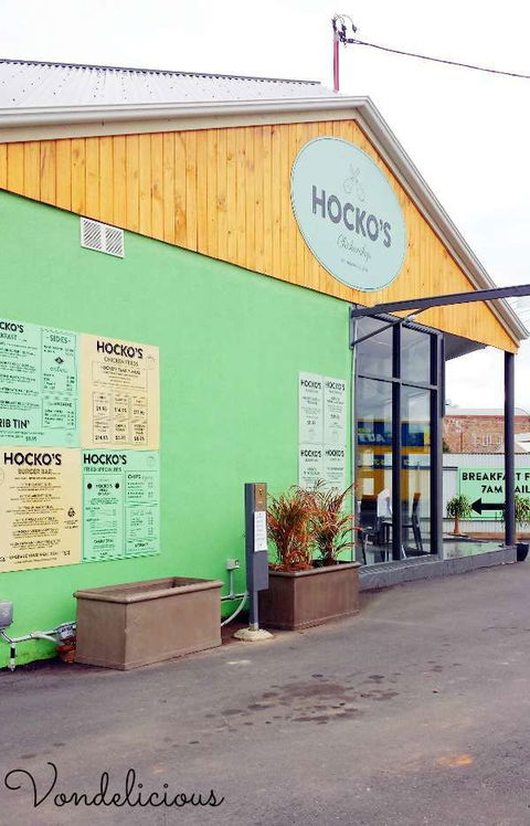 Hocko's Chicken Shop - Broome Tourism 0