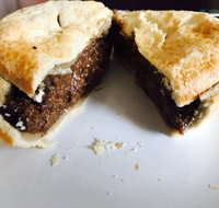 Keith's Pies - Broome Tourism