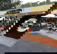 Salty's Grill  Cafe - Broome Tourism