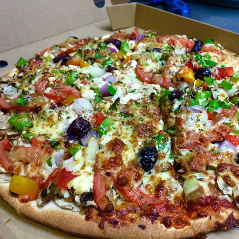 Creative Pizza - Broome Tourism 0