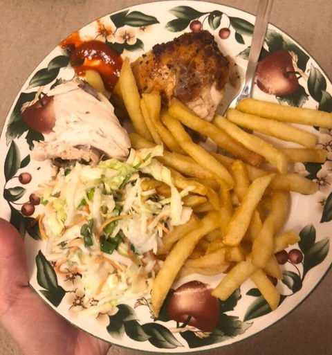 Pinewood Chicken Bar - Broome Tourism 0
