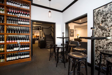Deco Wine Bar And Restaurant - Broome Tourism 1