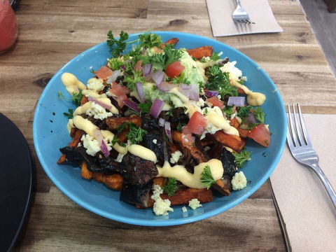 MooFree Burgers - Springfield - Broome Tourism 0