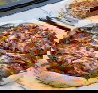 Queens Pizza - Broome Tourism