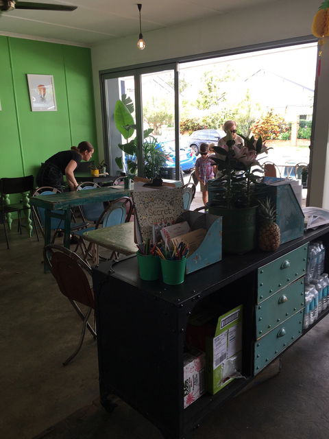 Ananas Espresso - Broome Tourism 5