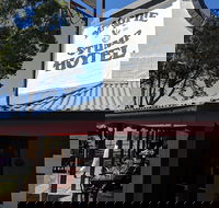 Magpie and Stump Hotel - Broome Tourism