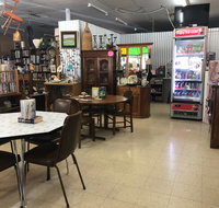 Wallaroo Treasures and Treats Cafe - Broome Tourism