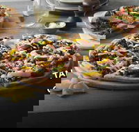 Crust Gourmet Pizza Bar - Broome Tourism