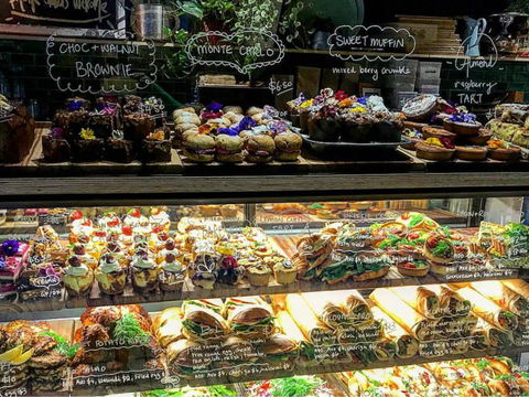 Flock Espresso And Eats - Broome Tourism 1