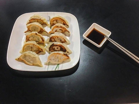 Peter's Awesome Dumplings & Fried Rice - Broome Tourism 0