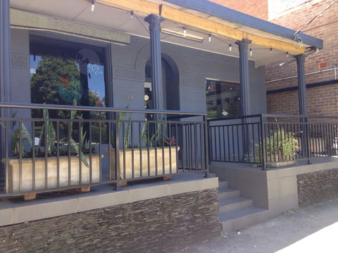 Las Vegas Pizza Restaurant - Broome Tourism 0