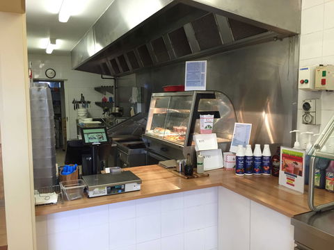 Seville Country Fried Chicken - Broome Tourism 0