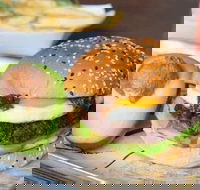 On It Burgers - Broome Tourism