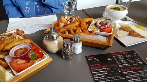 Aristos Waterfront Bunbury - Broome Tourism 0