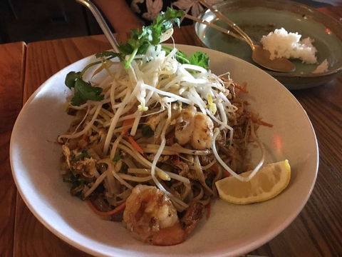 Mango Tree Thai - Broome Tourism 0