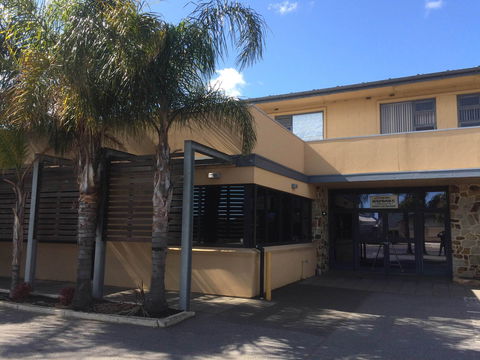Seaton Hotel - Broome Tourism 0