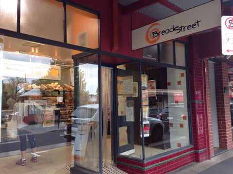 Bread Street - Broome Tourism 0