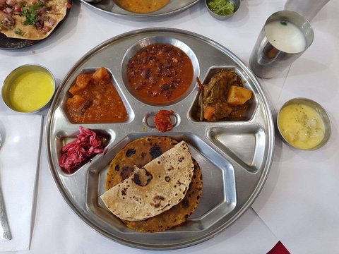 Gujju's Cafe & Chaat House - Broome Tourism 0