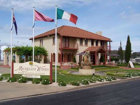 Michelini Wines - Broome Tourism 0