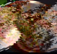 Sweethearts Pizza - Broome Tourism