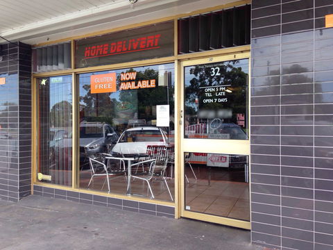 Villarosa Pizza - Broome Tourism 0