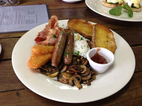 Adrienne's Cafe - Broome Tourism 0