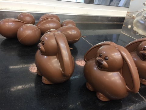 Luka Chocolates Factory And Retail Outlet - Broome Tourism 1