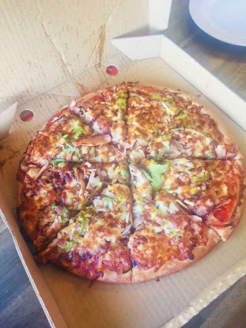 Albaik Pizza And Chicken - Broome Tourism 0