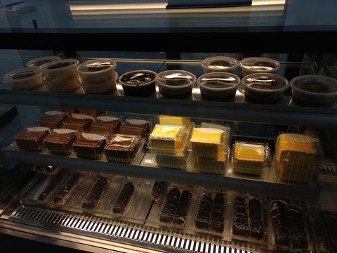 Little Lion Food & Grocery - Broome Tourism 0