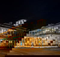Royal Oak Hotel Penola - Broome Tourism