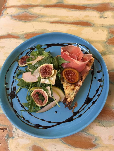 The Village Foodie - Broome Tourism 0