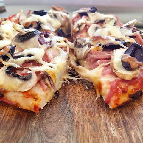Zest Handcrafted Pizza - Broome Tourism 0