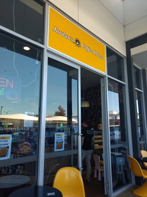 Jordan's Coffee House - Broome Tourism 0