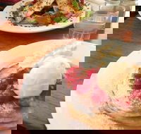 La Pizza Trattoria