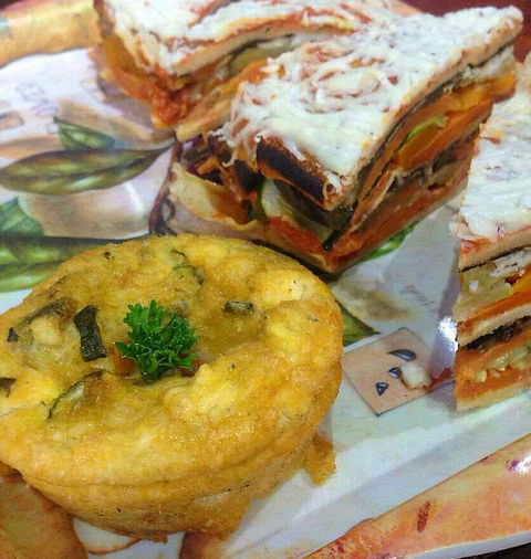 Rendezvous Cafe, A Touch Of Paris On Ruthven - Broome Tourism 0