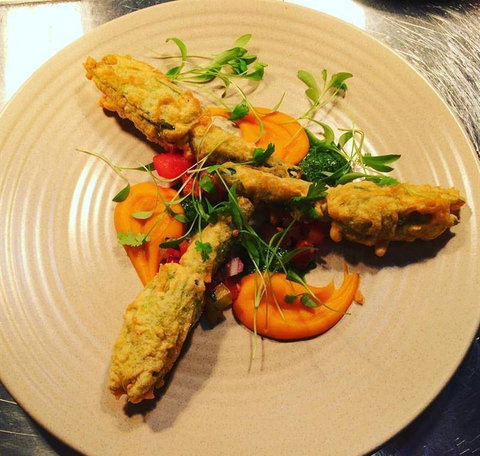 The Bach Eatery - Broome Tourism 11