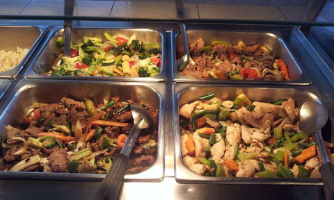 Flower Garden Chinese Buffet Restaurant - Broome Tourism 0