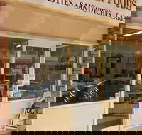 Macs Oven Foods - Broome Tourism