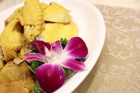 Asian Chef - Broome Tourism 0