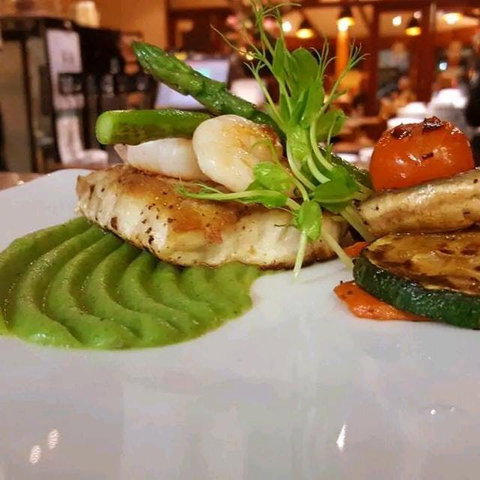 Globe Restaurant & Coffee House - Broome Tourism 0