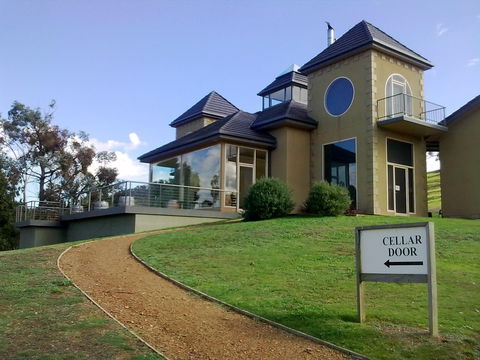 Sutherland Estate - Broome Tourism 0