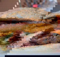 Trader Joe's Garage - Cafe - Broome Tourism