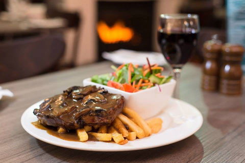 Albion Hotel - Cottesloe - Broome Tourism 0