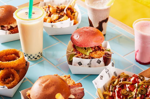 London K Burgers - Broome Tourism 0