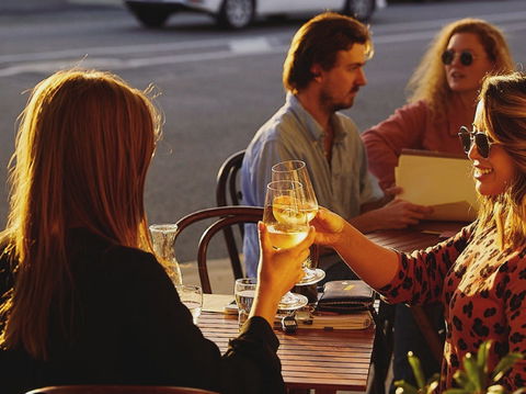 Madalena's Bar - Broome Tourism 0