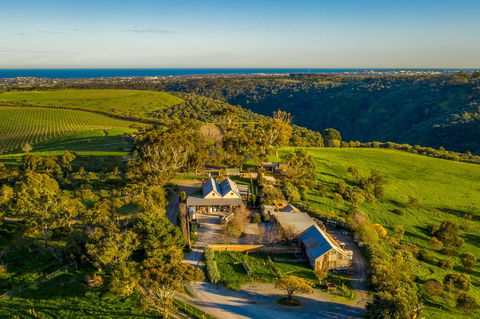 Samuel's Gorge Winery - Broome Tourism 0