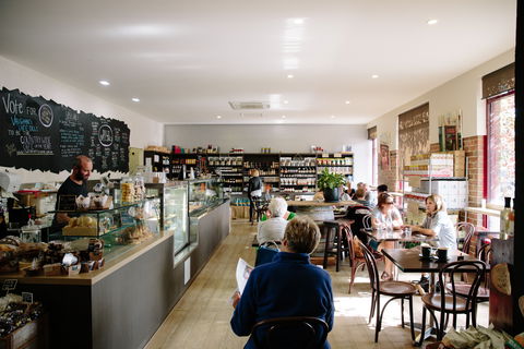 Vaughans Café & Deli - Broome Tourism 0