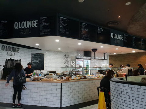 Q Lounge And Deli - Broome Tourism 0